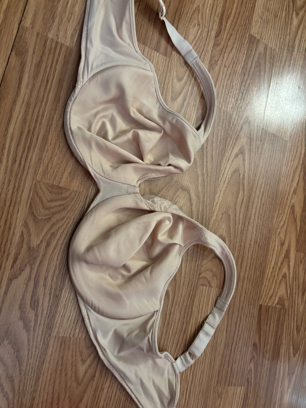 Bali Lace Underwire Bra Light Beige Size 38DD - Picture 3 of 6